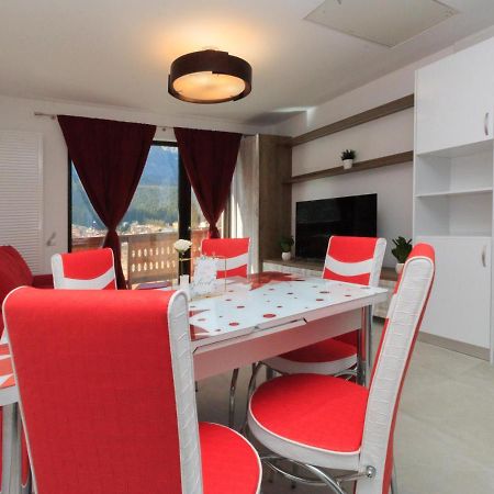 Stars & Mountain Apartment Buşteni Esterno foto