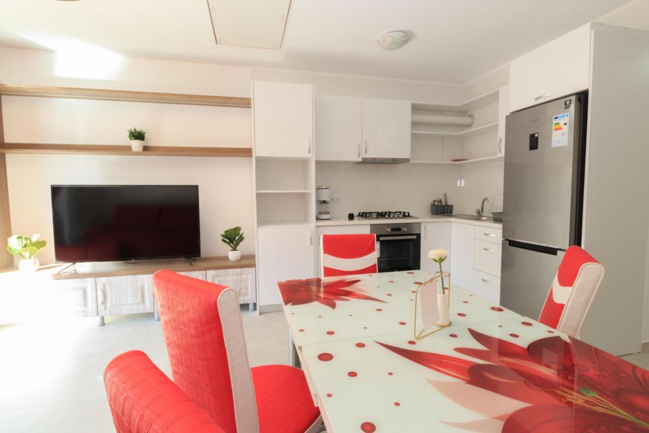 Stars & Mountain Apartment Buşteni Esterno foto