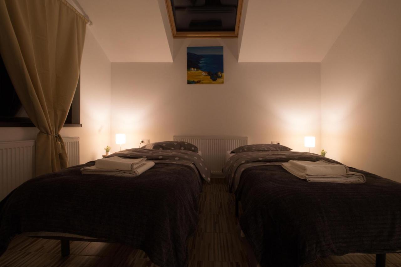 Stars & Mountain Apartment Buşteni Esterno foto